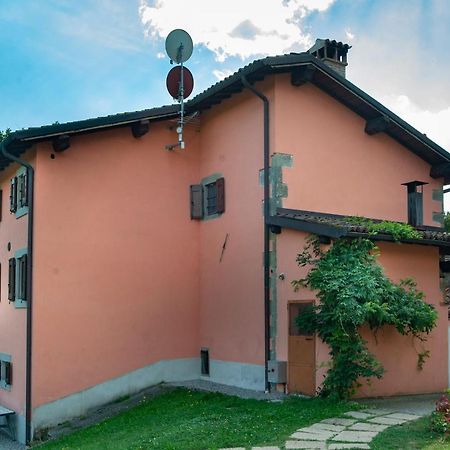 Agriturismo Il Corniolo Castiglione di Garfagnana Luaran gambar