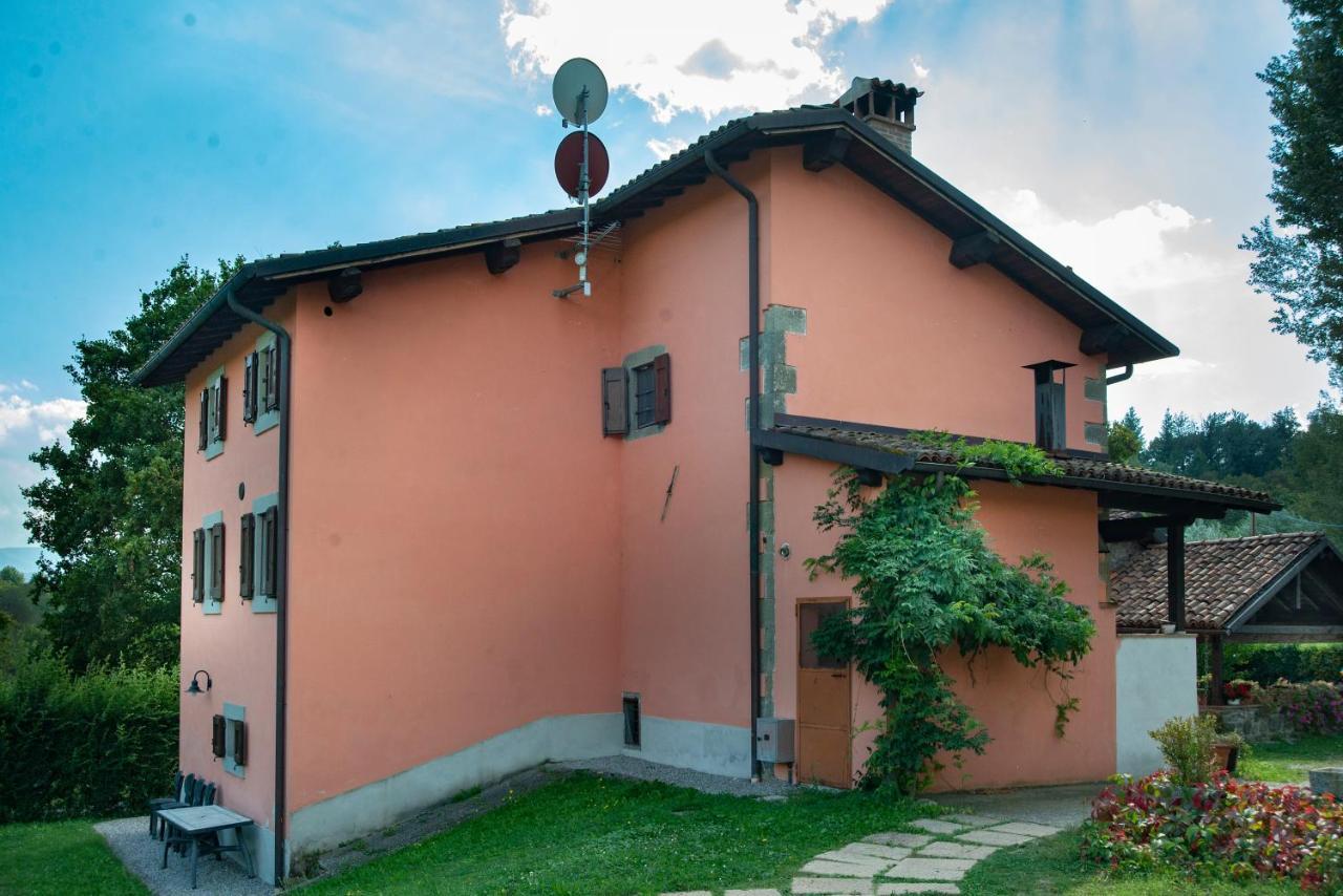 Agriturismo Il Corniolo Castiglione di Garfagnana Luaran gambar