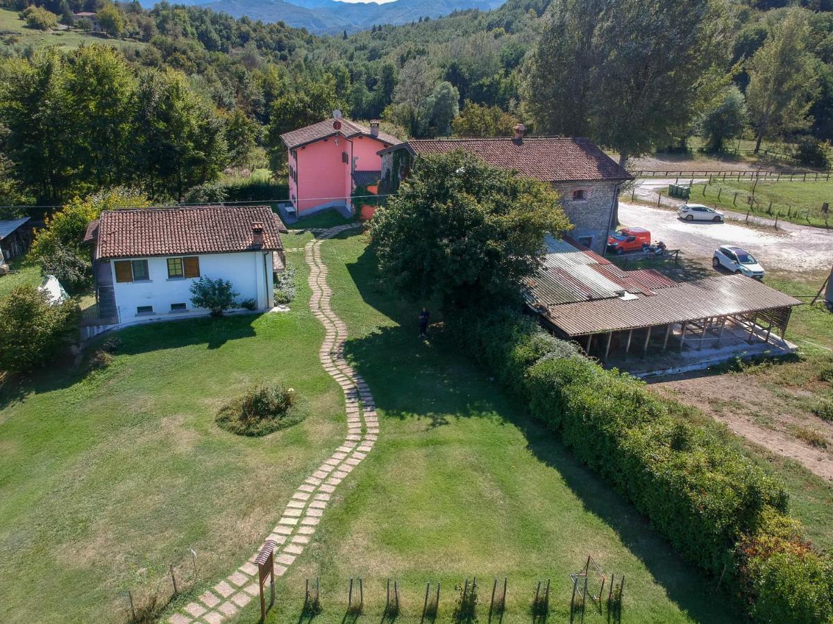 Agriturismo Il Corniolo Castiglione di Garfagnana Luaran gambar